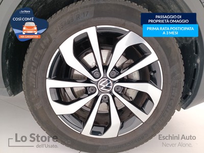 8 - Volkswagen T-Roc eschini auto