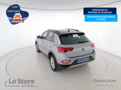 6 - Volkswagen T-Roc eschini auto