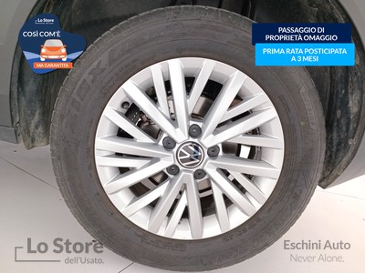 8 - Volkswagen T-Roc eschini auto