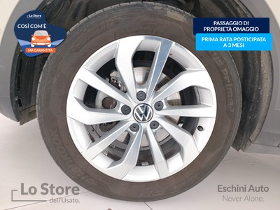 8 - Volkswagen T-Roc eschini auto