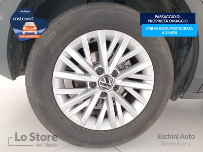 8 - Volkswagen T-Roc eschini auto