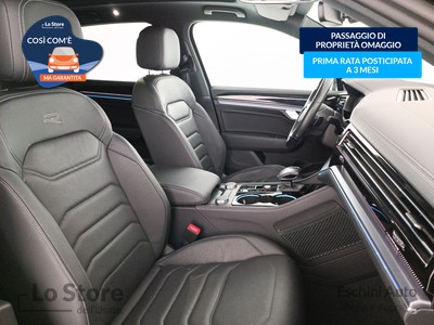 10 - Volkswagen Touareg eschini auto