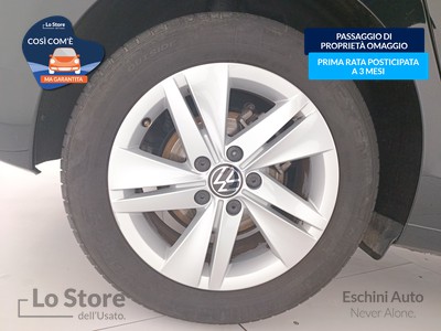 8 - Volkswagen Golf eschini auto