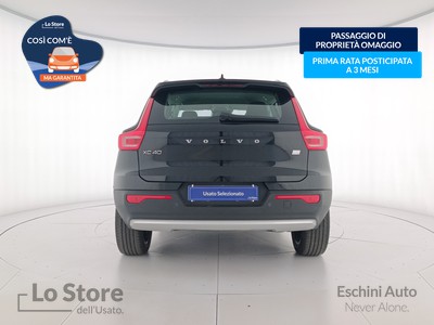 5 - Volvo XC40 eschini auto