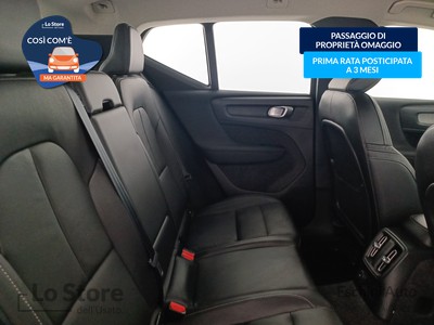 9 - Volvo XC40 eschini auto