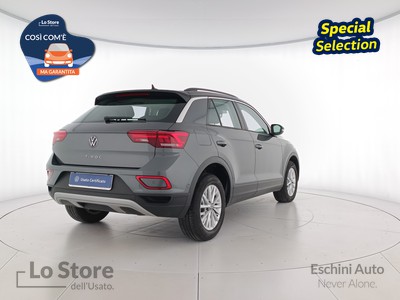 5 - Volkswagen T-Roc eschini auto