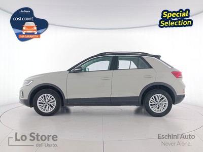 4 - Volkswagen T-Roc eschini auto