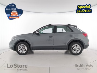 4 - Volkswagen T-Roc eschini auto