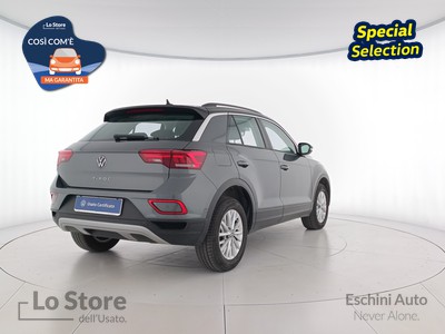 5 - Volkswagen T-Roc eschini auto