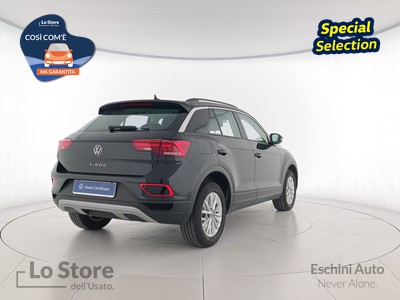 5 - Volkswagen T-Roc eschini auto