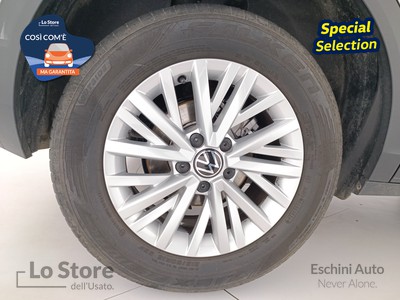 9 - Volkswagen T-Roc eschini auto