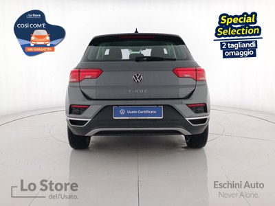 5 - Volkswagen T-Roc eschini auto