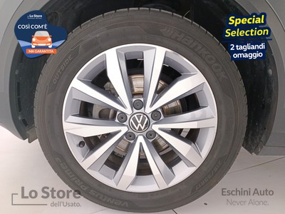 8 - Volkswagen T-Roc eschini auto