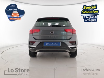 5 - Volkswagen T-Roc eschini auto