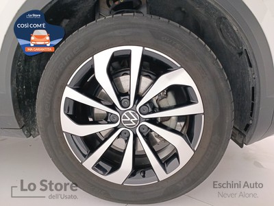 8 - Volkswagen T-Roc eschini auto
