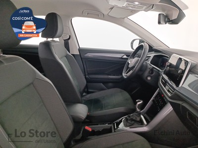 10 - Volkswagen T-Roc eschini auto