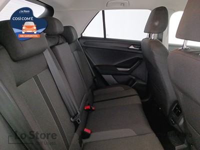9 - Volkswagen T-Roc eschini auto