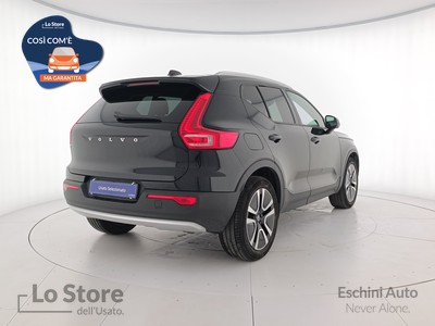 4 - Volvo XC40 eschini auto