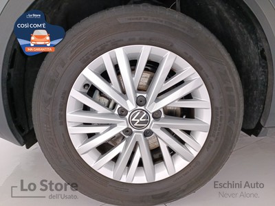 8 - Volkswagen T-Roc eschini auto