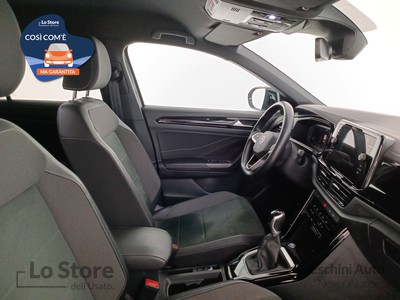 10 - Volkswagen T-Roc eschini auto