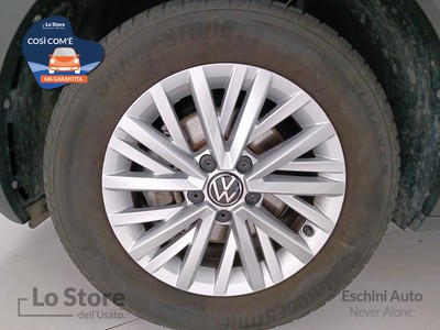 8 - Volkswagen T-Roc eschini auto