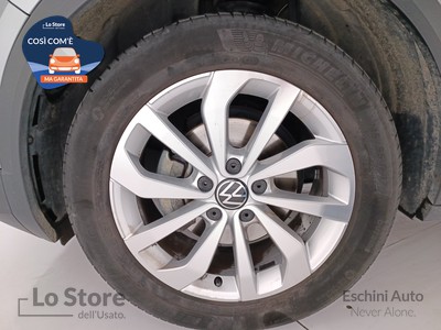 8 - Volkswagen T-Roc eschini auto