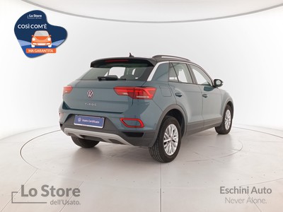 4 - Volkswagen T-Roc eschini auto