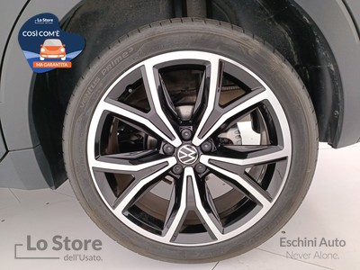 8 - Volkswagen T-Cross eschini auto