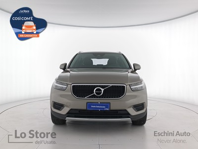 2 - Volvo XC40 eschini auto