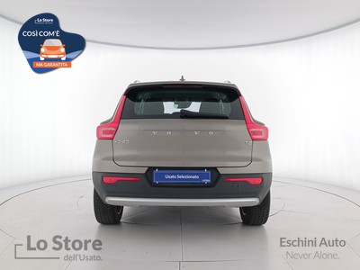 5 - Volvo XC40 eschini auto