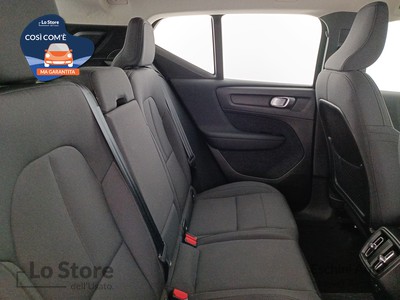 9 - Volvo XC40 eschini auto