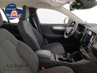 10 - Volvo XC40 eschini auto