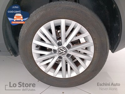 8 - Volkswagen T-Roc eschini auto