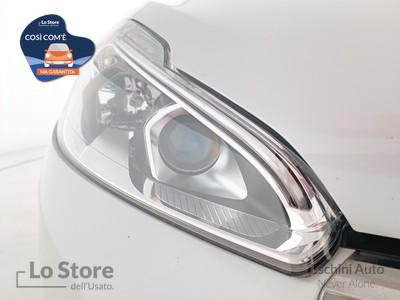 7 - Peugeot 208 eschini auto