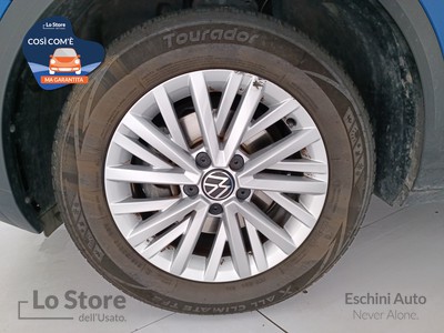 8 - Volkswagen T-Roc eschini auto