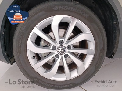 8 - Volkswagen T-Roc eschini auto