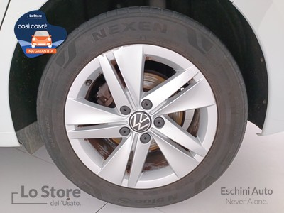 8 - Volkswagen Golf eschini auto