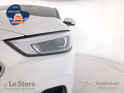 7 - Mg ZS eschini auto