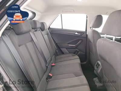 9 - Volkswagen T-Roc eschini auto