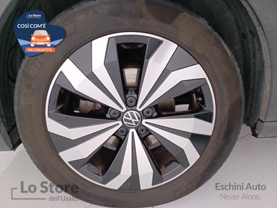 8 - Volkswagen T-Cross eschini auto