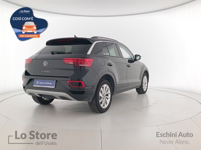 4 - Volkswagen T-Roc eschini auto