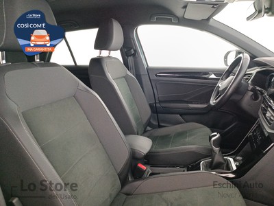 10 - Volkswagen T-Roc eschini auto