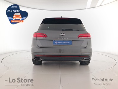 5 - Volkswagen Touareg eschini auto