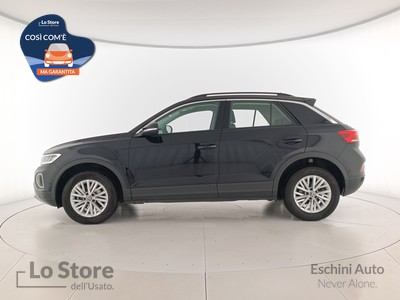 3 - Volkswagen T-Roc eschini auto