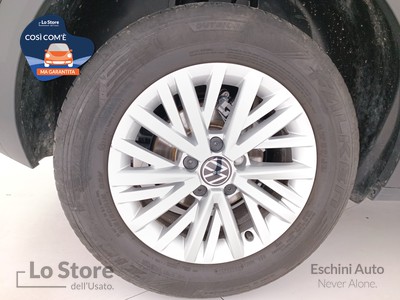 8 - Volkswagen T-Roc eschini auto