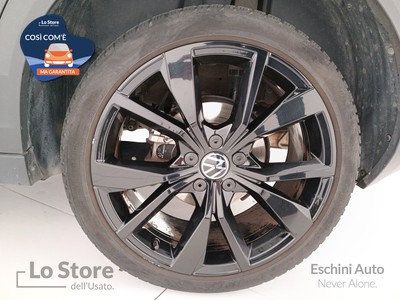 8 - Volkswagen T-Roc eschini auto
