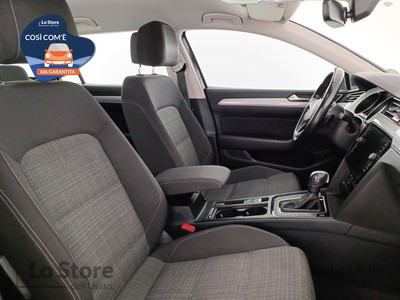 10 - Volkswagen Passat eschini auto