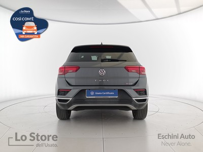 5 - Volkswagen T-Roc eschini auto