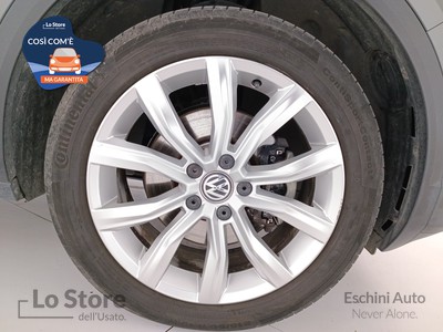 8 - Volkswagen T-Roc eschini auto