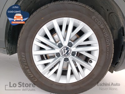 8 - Volkswagen T-Roc eschini auto
